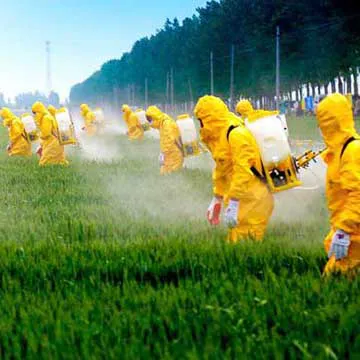 Irrorazione di pesticidi